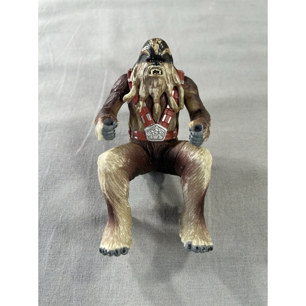 Hasbro 2005 Star Wars: Revenge of the Sith Wookiee Warrior action figure